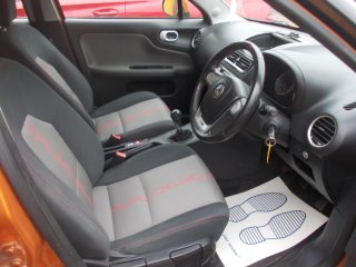 /photos/7253/235e8be8-c1b3-cc18-8002-9c2b2a1a5f54_i320x240.jpg