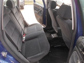 /photos/7253/3ce64b9e-9f22-d52d-6d1d-32f2f361c739_i320x240.jpg