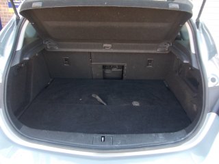 /photos/7253/77968141-c37a-ab33-cf58-a30e7fce2bad_i320x240.jpg