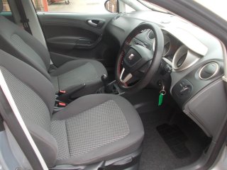 /photos/7253/8059c3a1-5cc7-ad86-7b69-e78abf8d8d11_i320x240.jpg