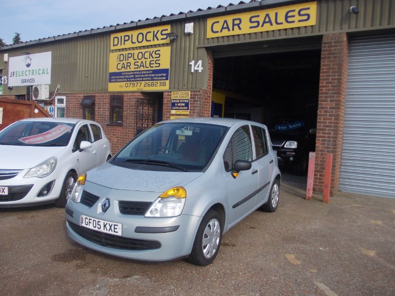 2005 MODUS 1.2 16V OASIS HATCHBACK 5DR PETROL MANUAL 145 G KM, 75 BHP... photo