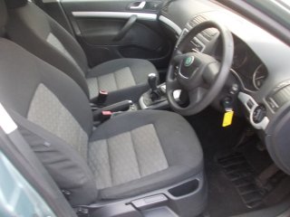 /photos/7253/b42b8fdb-22f3-4a7c-7eef-344a6820c539_i320x240.jpg